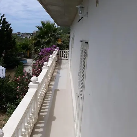 Dhoma Plazhi Ne Parajsa Maison d'hôtes